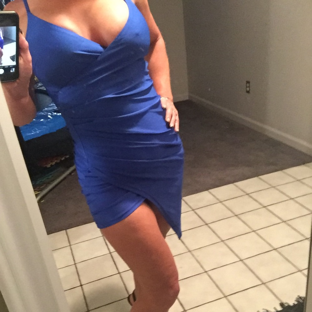 Sexy blue mini dress by Forever 21. New Years Eve - Picture 2 of 6